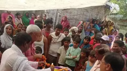 भगवानपुर: राजद के पूर्व जिलाध्यक्ष का निधन, विधायक राजवंशी महतो ने दी श्रद्धांजलि