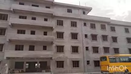 धौलाना: गांव कस्तला कास्माबाद के पास स्थित मोनाड यूनिवर्सिटी में अवैध निर्माण पर हुई सीलिंग की कार्रवाई