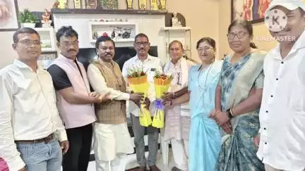 चामोर्शी: सर्वांना सोबत घेऊन पक्ष संघटन मजबूत करणार: नवनियुक्त भाजप जिल्हाध्यक्ष प्रा. रमेश बारसागडे
