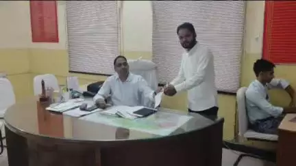 चित्तौड़गढ़: स्टेट हाईवे को टोल फ्री कराने की मांग को लेकर कलेक्ट्रेट पर परिवहन मंंत्री के नाम सौंपा गया ज्ञापन