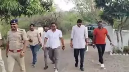 ગીર ગઢડા: ગીરગઢડા તાલુકા ભાજપ પ્રમુખ ધર્મેશ રાખોલીયાએ ગીરના કામો માટે  પયાઁવરણ મંત્રીને કરી રજૂઆત #