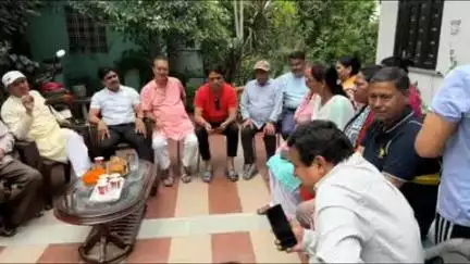 ऋषिकेश: महापौर समूह पासवान ने वार्ड 20 और 21 का निरीक्षण किया, अधिकारियों को दिए उचित दिशा-निर्देश