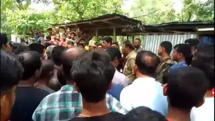 ইসলামপুর: কমলাগাঁও সুজালি গ্রাম পঞ্চায়েতের লিমটেক্স চা বাগান বিক্রির অভিযোগ উঠল