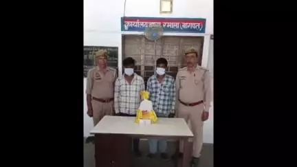 बड़ौत: सूप मार्ग पर शराब के ठेके से अंग्रेजी शराब व ₹56,000 नकदी चोरी के मामले में बुढ़पुर के 2 आरोपी गिरफ्तार