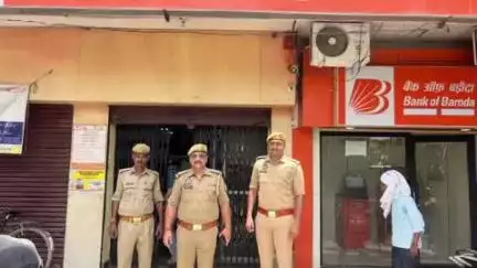 रायबरेली में अपर पुलिस अधीक्षक ने पुलिस टीम के साथ विभिन्न स्थानों पर की जांच पड़ताल