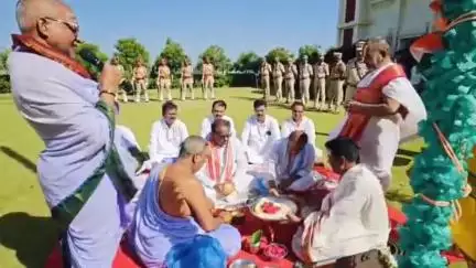 యాదగిరిగుట్ట: యాదగిరిగుట్ట శ్రీ లక్ష్మీనరసింహస్వామి దేవస్థానం ఆధ్వర్యంలో తెలంగాణ ఆవిర్భావ దినోత్సవ వేడుకలు