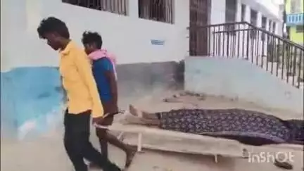 आरा: तरारी थाना क्षेत्र के गंगटी गांव में अनियंत्रित ट्रैक्टर बिजली के खंभे से टकरा गया, हुई मौत