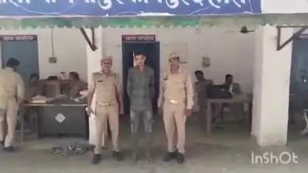 भोगनीपुर: भोगनीपुर ओवरब्रिज के निकट से दुष्कर्म व पॉक्सो के आरोपी युवक को पुलिस ने गिरफ्तार कर न्यायालय भेजा