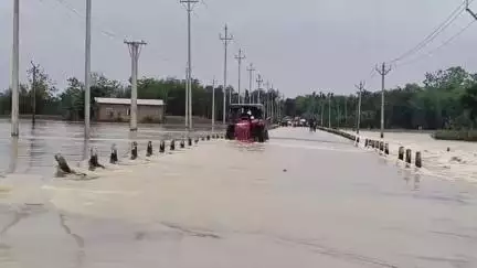কঁপিলী নৈৰ বাঢ়নী পানীত ডুব গৈছে বিন্নাকান্দি সমষ্টিৰ কেইবাখনো গাঁও, যাতায়তৰ  সমস্যাত ৰাইজ #jansamasya