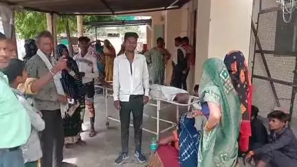 बबेरू: मर्का यमुना नदी पुल में दो बाइकों की आमने-सामने टक्कर, वृद्ध की हुई मौत, तीन घायल