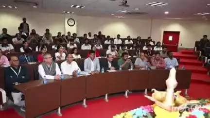 बिहटा: अमहरा आईआईटी परिसर में विद्युत अभियांत्रिकी विभाग द्वारा दो दिवसीय संगोष्ठी का आयोजन