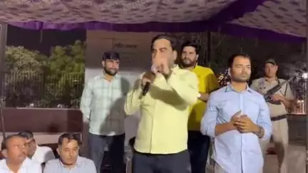 नागौर: नागौर सांसद हनुमान बेनीवाल सोमवार को शाम 8:15 बजे शहीद स्मारक स्थित धरना स्थल पर पहुंचेंगे