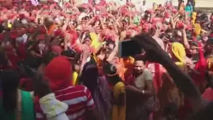 विष्णुगढ़: चितरामो में पांच दिवसीय श्री श्री 1008 शिव पुराण प्राण प्रतिष्ठा महायज्ञ के लिए निकली भव्य कलश यात्रा