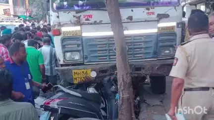 चंद्रपूर: भरधावं ट्रॅकच्या धडकेत दोन युवतीचा मृत्यू, तुकूम स्त्यावरील घटना, अनेक जण जखमी