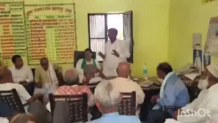 खानपुर: खानपुर उत्तरी पंचायत भवन में राष्ट्रीय जनता दल की बैठक संपन्न, प्रखंड अध्यक्ष का चुनाव हुआ