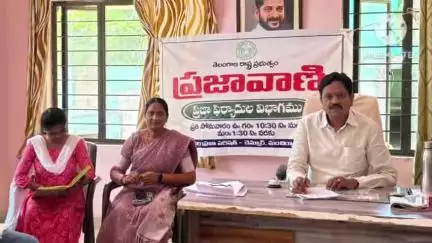చెన్నూరు: ఎంపీడీవో కార్యాలయంలో ప్రజావాణిలో పాల్గొన్న అధికారులు ,రెండు సమస్యలపై ఫిర్యాదులు వచ్చినట్టు తెలిపిన ఎంపీడీవో