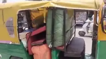 रुद्रपुर: रुद्रपुर व्यापार मंडल के अध्यक्ष संजय जुनेजा ने सोमवार को बाहरी व्यक्तियों द्वारा लगाए जा रहे बाजार का किया विरोध