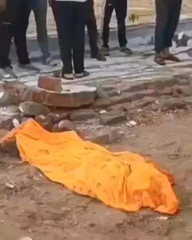 जयपुर: बस्सी इलाके के जटवाड़ा गांव में आंधी और बारिश के कारण फार्म हाउस की दीवार ढहने का मामला सामने आया