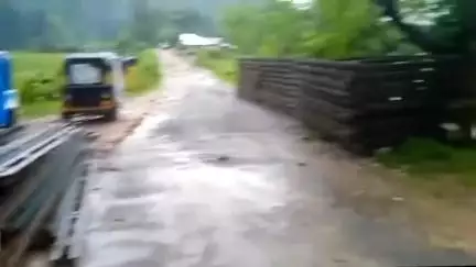 সাব্রুম: সাবরুম থেকে বৈষ্ণবপুর যাওয়ার রাস্তায় ভাঙা ব্রিজ পুনঃনির্মাণের কাজ শুরু পাবলিক অ্যাপের খবরের জেরে #jansamasya