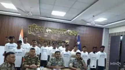 सुकमा: सुबह 16 नक्सलियों ने किया सरेंडर, इनमें से 2 हार्डकोर नक्सली और 6 पर ₹25 लाख का इनाम
