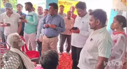 घोरावल: उप सचिव निठालीराम ने चतरा ब्लॉक क्षेत्र का निरीक्षण किया, दिए आवश्यक निर्देश