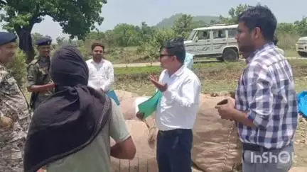 भंडरिया: श्रम अधीक्षक एक सप्ताह बाद पहुंचे भंडरिया, बाल मजदूर नहीं मिले क्योंकि सीजन ऑफ था
