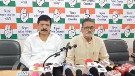 মোহনপুর: স্মার্ট সিটি প্রকল্পে দুর্নীতি হয়েছে, কংগ্রেস ভবন থেকে তদন্তের দাবি জানালেন প্রদেশ কংগ্রেসের রাজ্য সভাপতি
