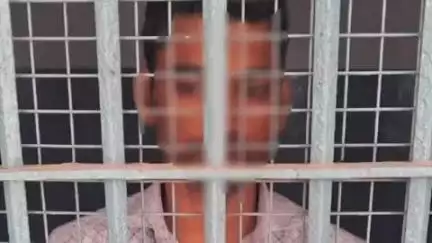 पटियाली: दुष्कर्म के मामले में वांछित आरोपी को गंजडुंडवारा कोतवाली पुलिस ने गनेशपुर नहर पुल से किया गिरफ्तार