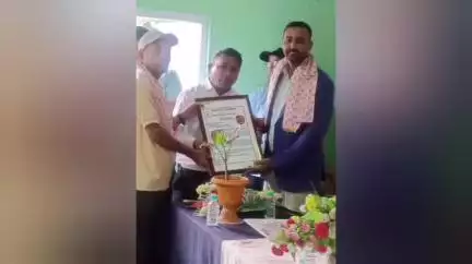 ধূপগুড়ি: গরুবাথানে  সমাধান ফাউন্ডেশন পক্ষ থেকে  মাধ্যমিক ও উচ্চমাধ্যমিক পরীক্ষায় উত্তীর্ণ কৃতি ছাত্রছাত্রীদের সম্বর্ধনা দেওয়া হয়