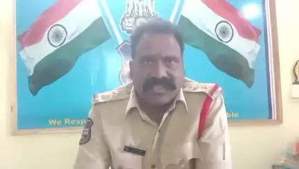 నారాయణ్​ఖేడ్: వర్షాకాలం పిల్లలు జాగ్రత్తగా ఉండాలి: కంగ్టిలో ఎస్సై దుర్గా రెడ్డి సూచన