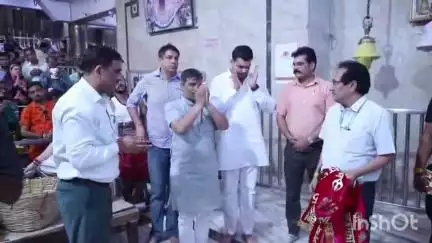 उज्जैन शहर: हरियाणा के उच्च एवं स्कूली शिक्षा मंत्री महिपाल ढांडा ने विश्व प्रसिद्ध बाबा महाकाल मंदिर में दर्शन किए