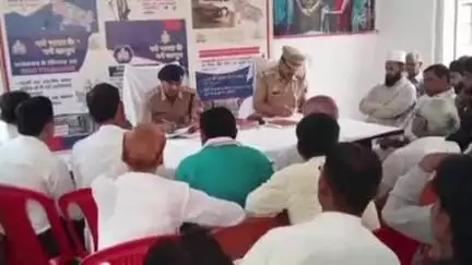 सिकंदरा: सिकंदरा थाना परिसर में सीओ व तहसीलदार की अध्यक्षता में बकरीद त्यौहार से पहले बैठक संपन्न, खुले में कुर्बानी पर लगी रोक