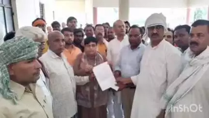 चौरीचौरा: चौरी चौरा में सिपाही के हत्यारों की संपत्ति की जांच करने की मांग