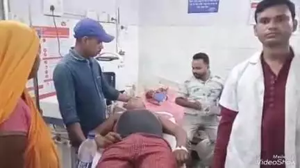 देवघर: सारठ के मिश्राडीह गांव में युवक ने फांसी लगाकर आत्महत्या करने की कोशिश की, अस्पताल में भर्ती