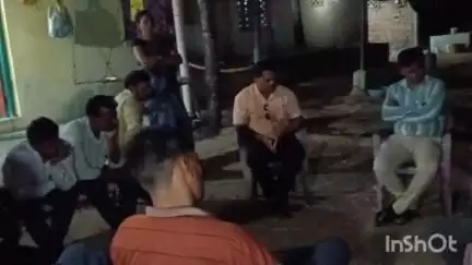 पारशिवनी: मौजा बनपुरी जिल्हाकृषीअधिकारी रवींद्रजी मनोहरे,व तालुकाकृषी अधिकारी राकेशवसु च्या उपस्थित बनपुरी येथे कृषी सभा.
