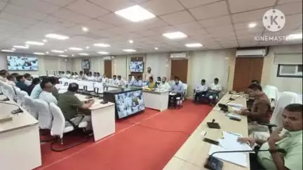 छपरा: छपरा ज़िला अधिकारी ने नीलाम पत्र वादों के निपटारे में तेज़ी लाने के लिए की समन्वय बैठक