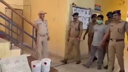 जसपुर: कोतवाली पुलिस ने पत्नी की हत्या करने वाले आरोपी पति को गढ़ी हुसैन से किया गिरफ्तार