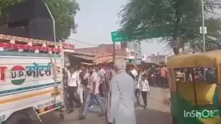 घिरोर: घिरोर में श्रीमद् भागवत कथा की गाजे-बाजे के साथ निकाली गई कलश यात्रा, सोमवार शाम 5:00 बजे