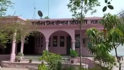 राजसमंद: राजसमंद में ओवरलोड वाहनों पर कार्रवाई, करीब ₹75 लाख की राशि वसूलने के निर्देश, वाहन स्वामियों को दिया गया अंतिम अवसर