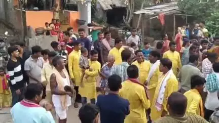 ପାରଳାଖେମୁଣ୍ଡି: ମଣ୍ଡଳ ଦେବୀ ଗ୍ରାମରେ ଠାକୁରାଣୀ ଯାତ୍ରା ଅନୁଷ୍ଠିତ