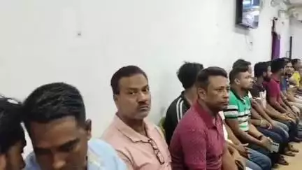 স্বরূপনগর: হাকিমপুর সীমান্তে মহিলা প্রধানকে হেনস্থার অভিযোগ; স্বরূপনগর BDO অফিসে বিশেষ বৈঠক, উপস্থিত বিধায়ক, BSF-র আধিকারিকরা