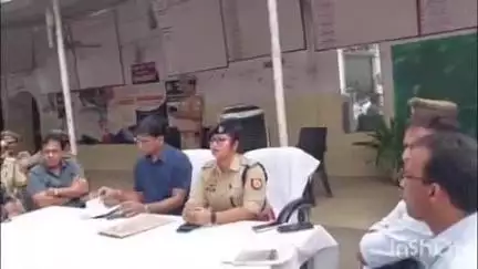सिकंंदराबाद: सिकंदराबाद कोतवाली परिसर में बकरा ईद को लेकर शांति समिति की हुई बैठक
