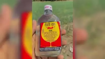 पैठण: पैठण पोलिस स्टेशन हद्दीत अवैध दारू विक्रेत्याविरुद्ध कारवाई