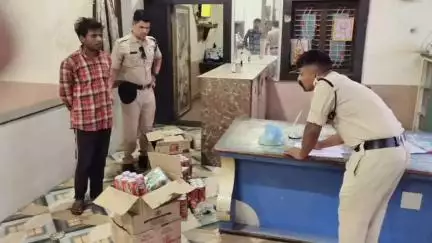 सीतामऊ: सीतामऊ के होटल लीला ढाबा पर आबकारी विभाग ने 69 लीटर अवैध शराब ज़ब्त की, आरोपी पर कार्रवाई