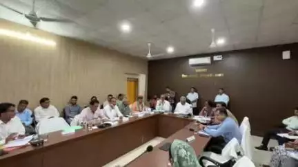 कोटपुतली में केंद्रीय पर्यावरण एवं वन मंत्री भूपेंद्र यादव ने जिला विकास समन्वय व निगरानी समिति की बैठक में दिए निर्देश