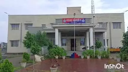 सरदारपुर: अमझेरा पुलिस ने 'ऑपरेशन मुस्कान' में 12 गुम किशोरियों को ढूंढकर परिजनों से मिलवाया