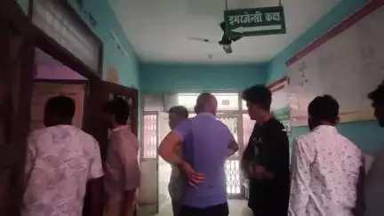 भरथना: भरथना के नगला मिहिलाल गाँव में खेत में पानी लगाने को लेकर दो पक्षों में खूनी संघर्ष, 15 लोग घायल