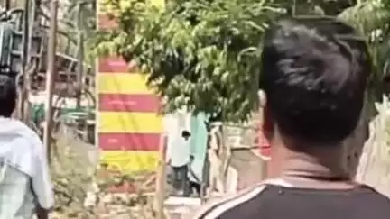 छतरपुर नगर: छत्रसाल चौक पर मारपीट के वायरल वीडियो मामले में सिविल लाइन थाना प्रभारी ने दी जानकारी