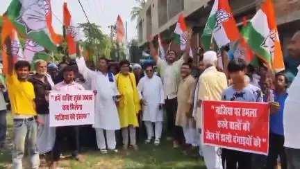 दरभंगा: नगर निगम के उपमहापौर पर भाजपा-RSS कार्यकर्ताओं के हमले के खिलाफ इंडिया गठबंधन का पोलो मैदान से आक्रोश मार्च