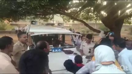 मझोली: मझौली पुलिस ने चलाया सघन चेकिंग अभियान, एसपी के निर्देश पर वाहनों की चेकिंग की गई